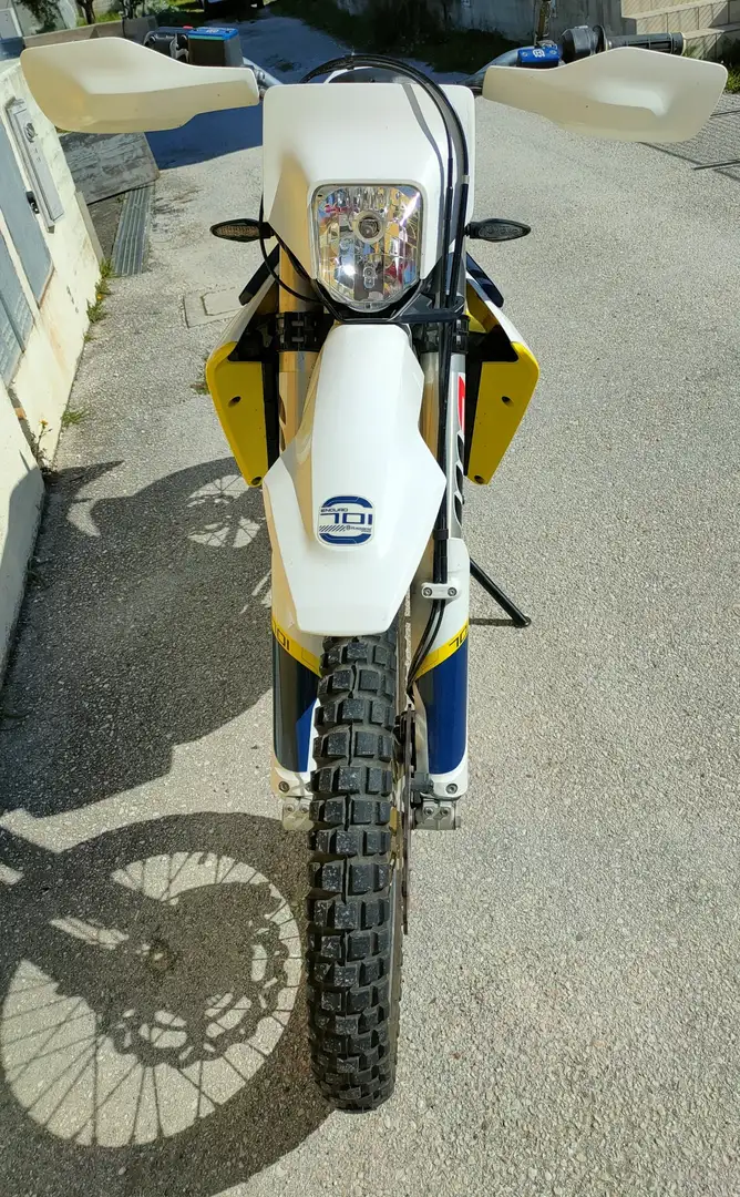 Husqvarna 701 Enduro Bílá - 1