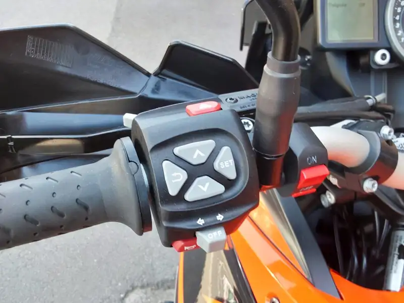 KTM 1090 ADVENTURE - foto 7