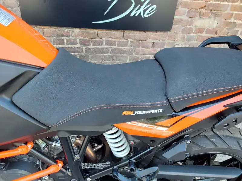 KTM 1090 ADVENTURE - foto 2