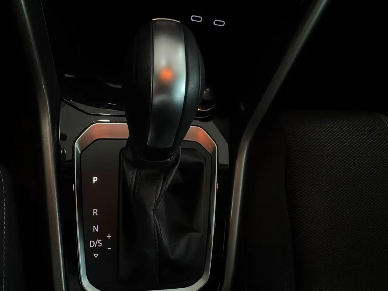 Volkswagen T-Roc 1.5 TSI Life DSG *Carplay-Navi/, миниатюра 24