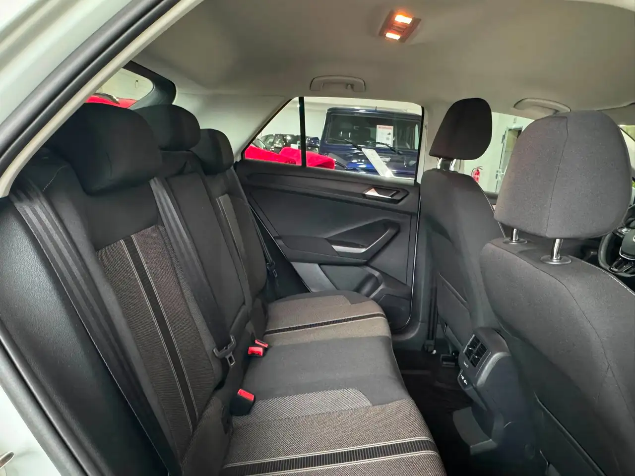 Volkswagen T-Roc 1.5 TSI Life DSG *Carplay-Navi/, миниатюра 10