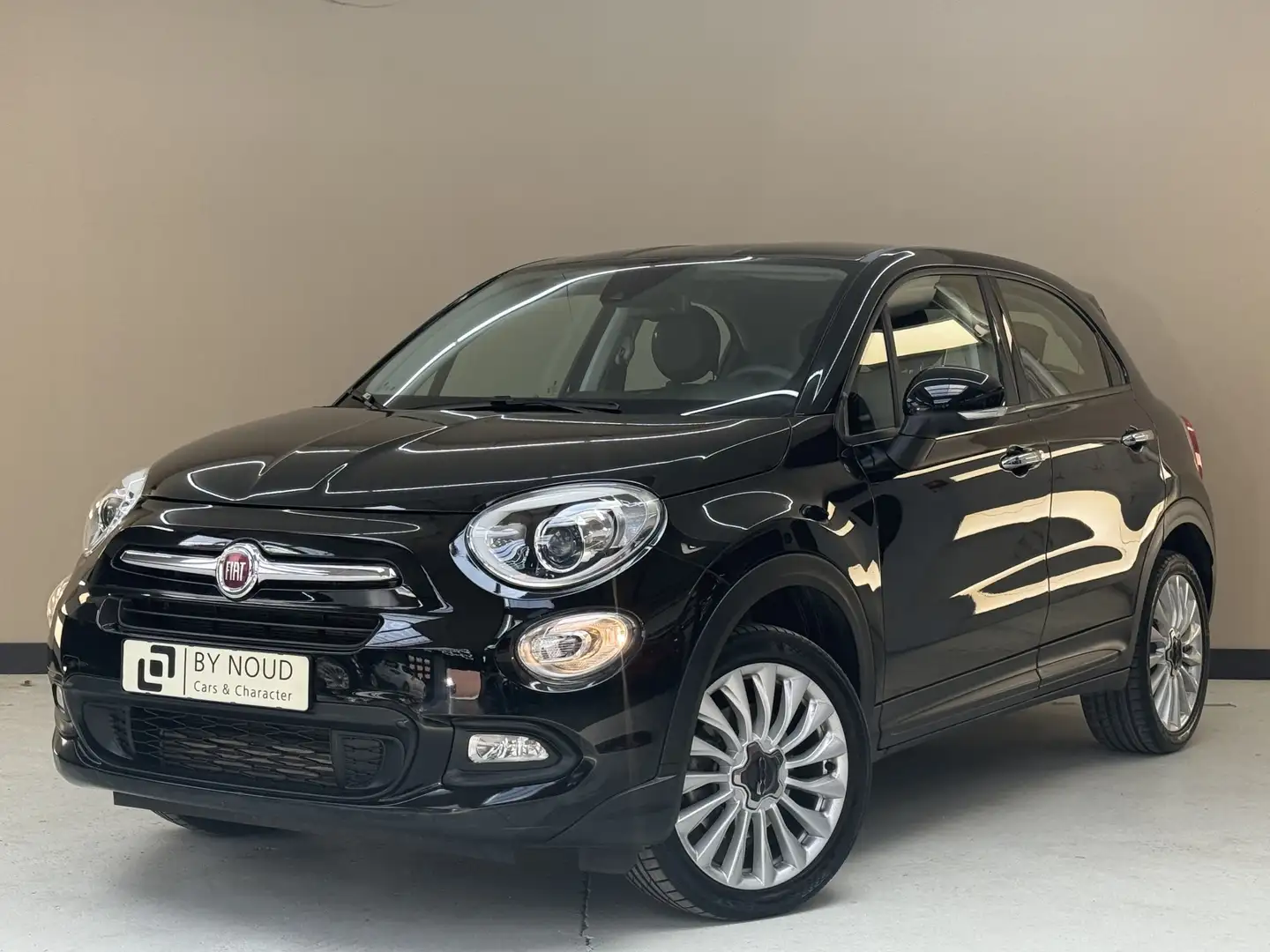 Fiat 500X 1.4 Turbo MultiAir Lounge, 140Pk, 2018, 2de eigena Schwarz - 1