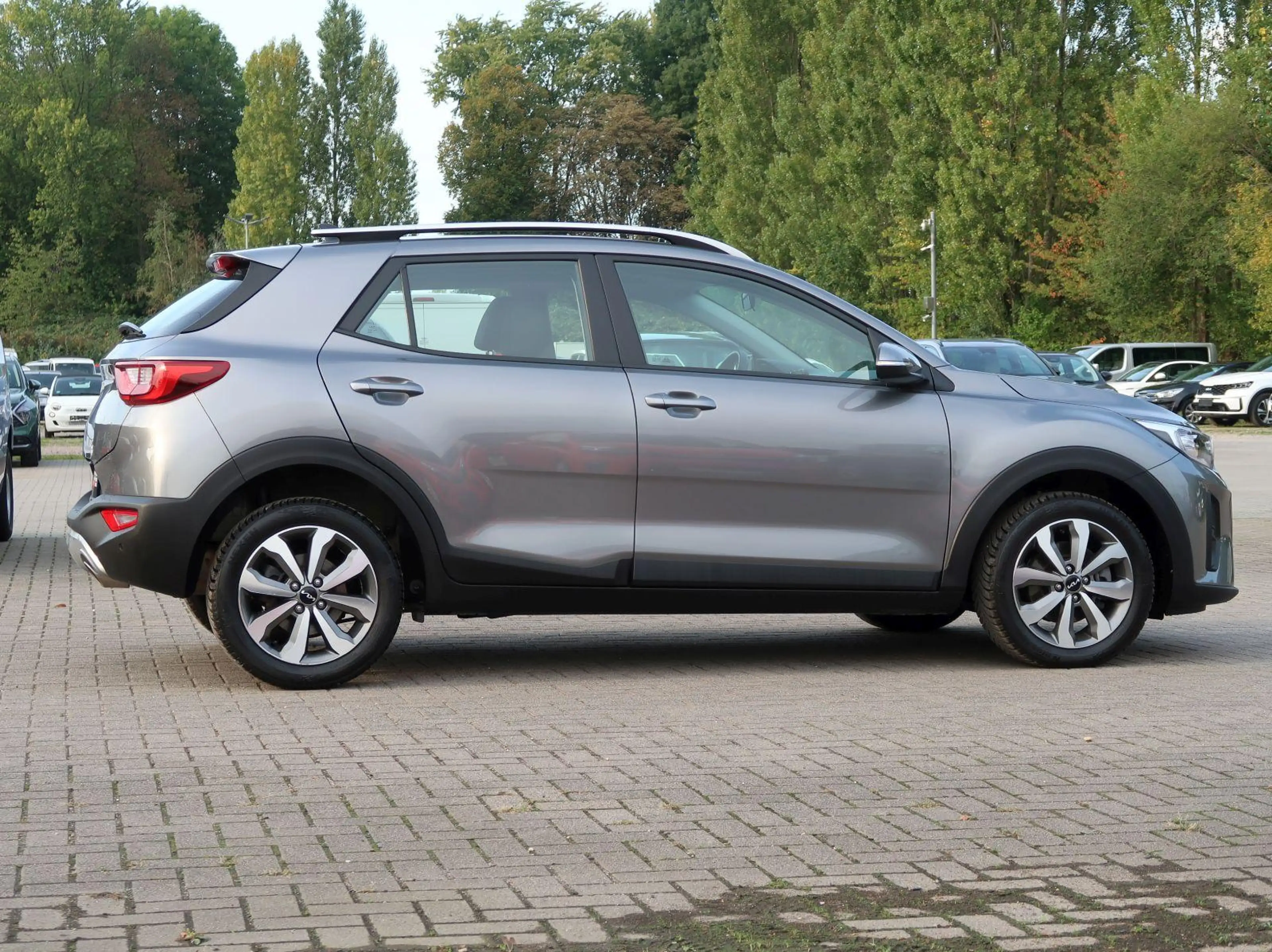 Kia Stonic Vision DCT7 Navi Android CarPlay M+S-Allw — photo 10