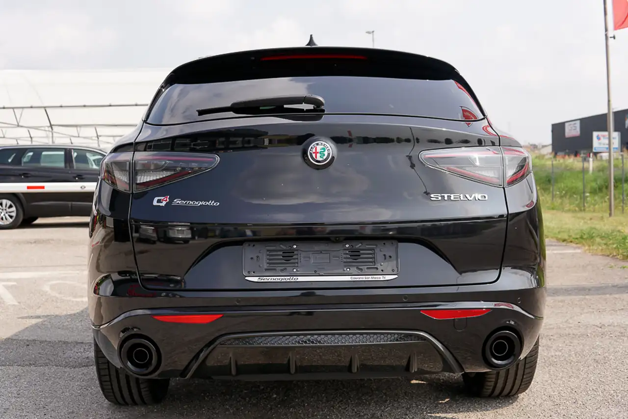 Alfa Romeo Stelvio 2026 — фото 6