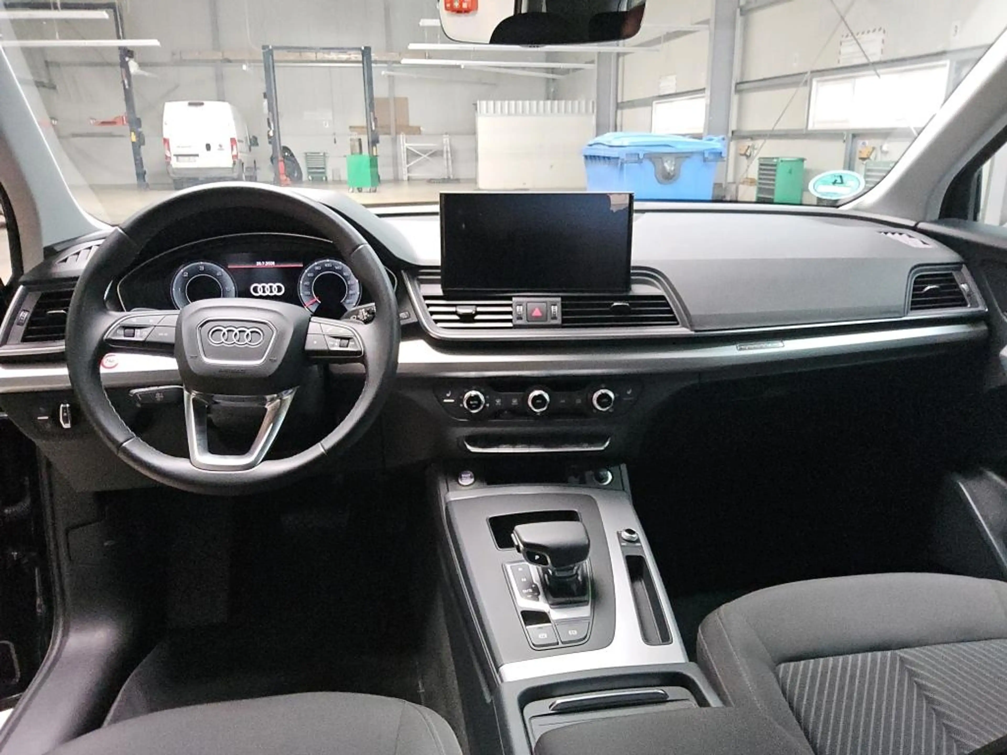 Audi Q5 40 S line quattro 2.0 TDI S-tronic | LED AHK — photo 4