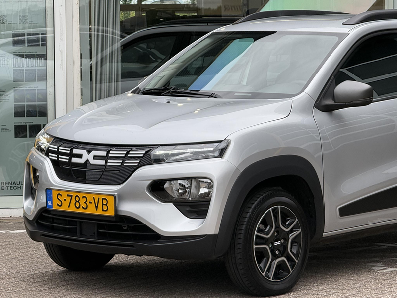 Dacia Spring Expression 27 kWh | NAP | Navigatie | achteruitrij — photo 14