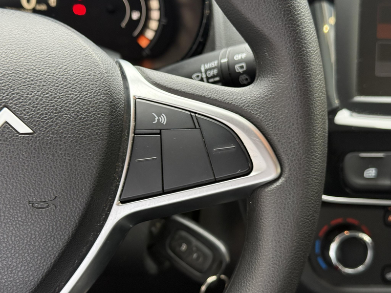 Dacia Spring Expression 27 kWh | NAP | Navigatie | achteruitrij — photo 19