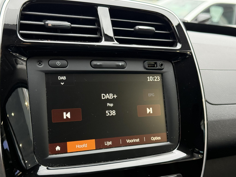 Dacia Spring Expression 27 kWh | NAP | Navigatie | achteruitrij — photo 26