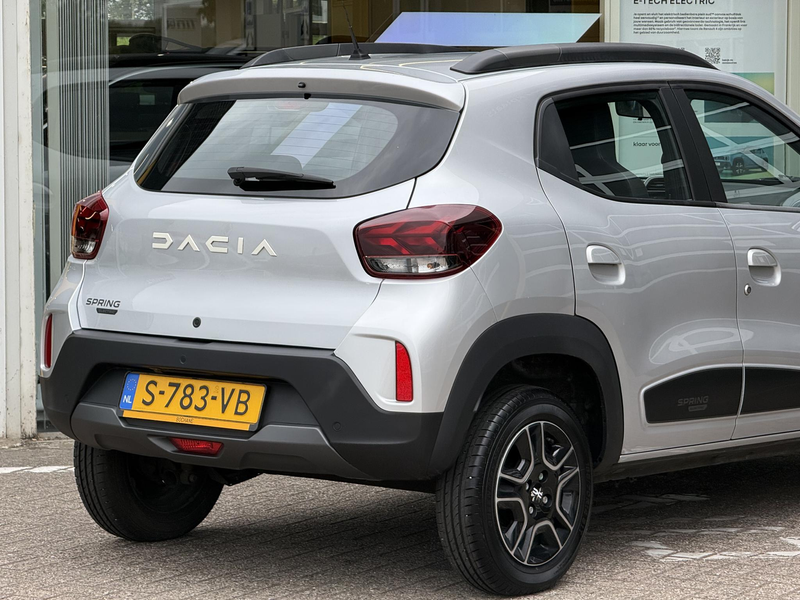 Dacia Spring Expression 27 kWh | NAP | Navigatie | achteruitrij — photo 17