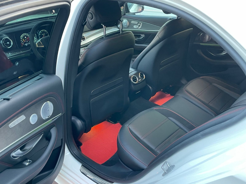 Mercedes-Benz E 43 AMG E Limousine E 43 AMG 4Matic — photo 9