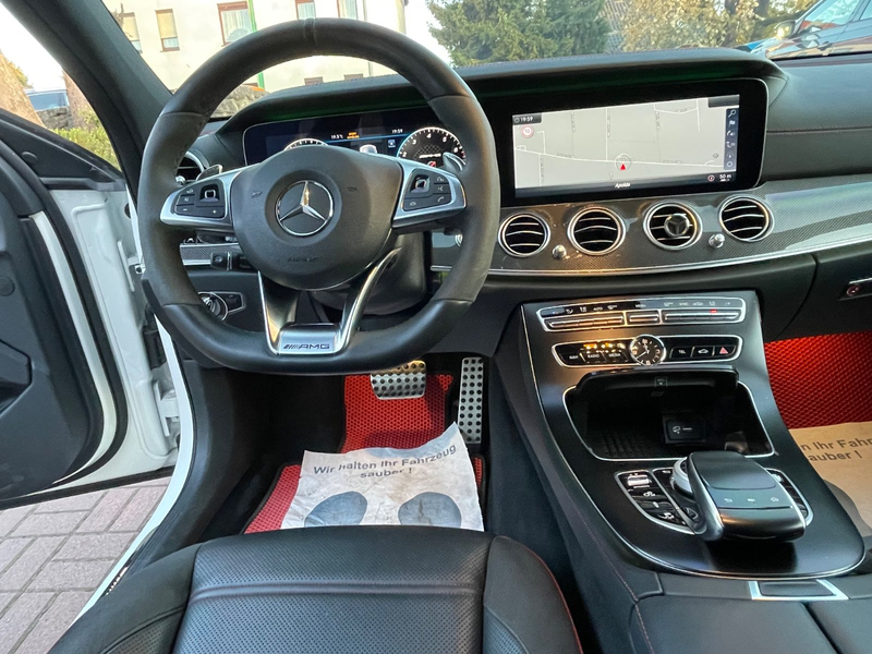 Mercedes-Benz E 43 AMG E Limousine E 43 AMG 4Matic — photo 10