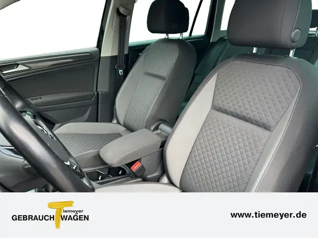 Volkswagen Tiguan view 10