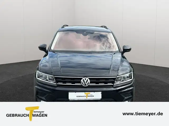 Volkswagen Tiguan view 2