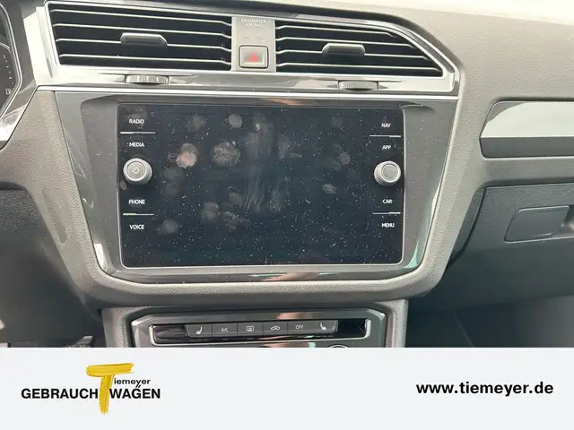 Volkswagen Tiguan view 14
