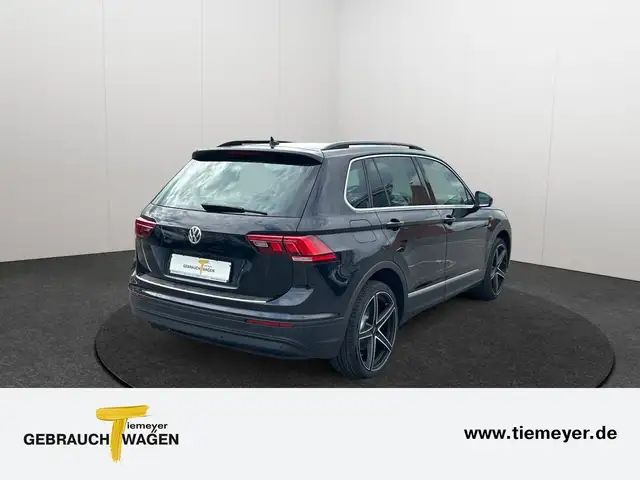 Volkswagen Tiguan view 5