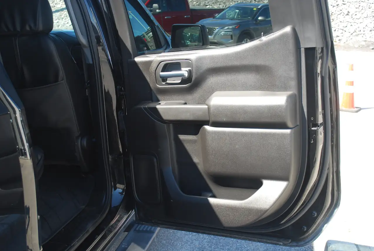 Chevrolet Silverado 1500 снимка Chevrolet Silverado 1500