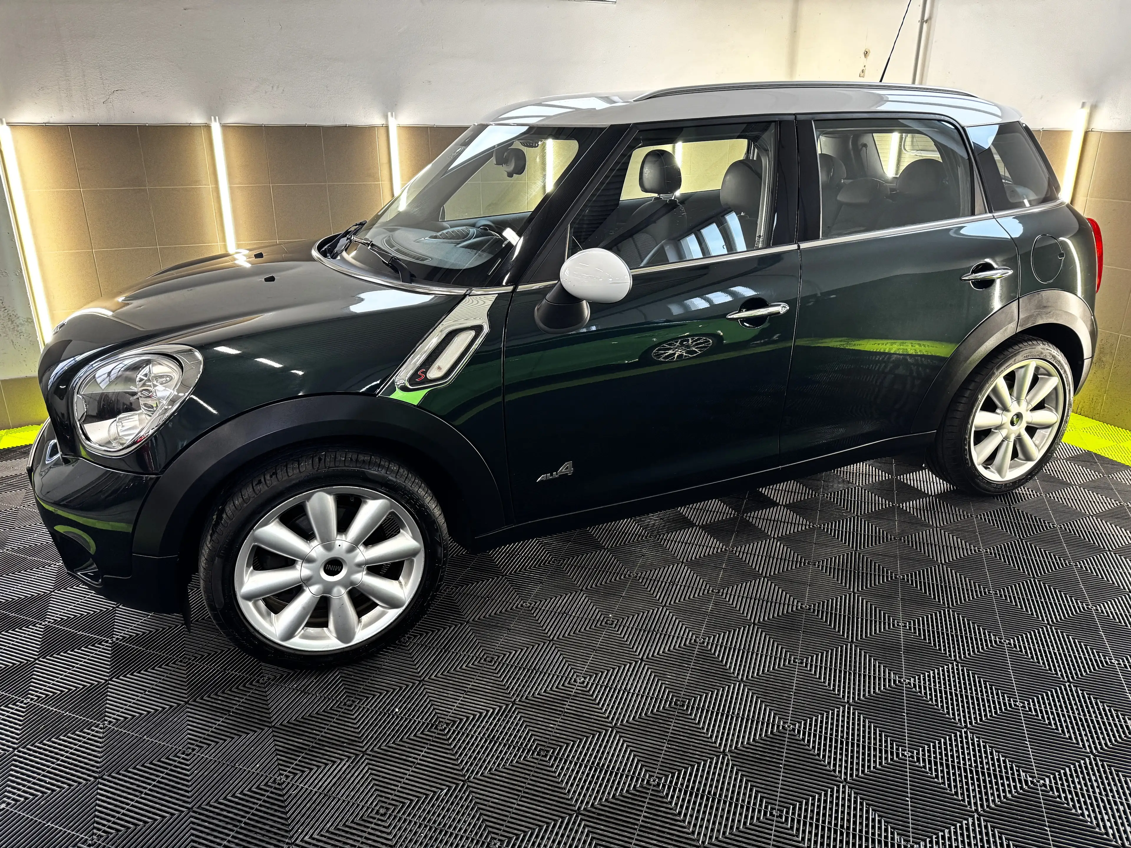 MINI Cooper S Countryman Cooper S All4 Xenon/PDC/Sitzheizung/Neues Service — photo 2