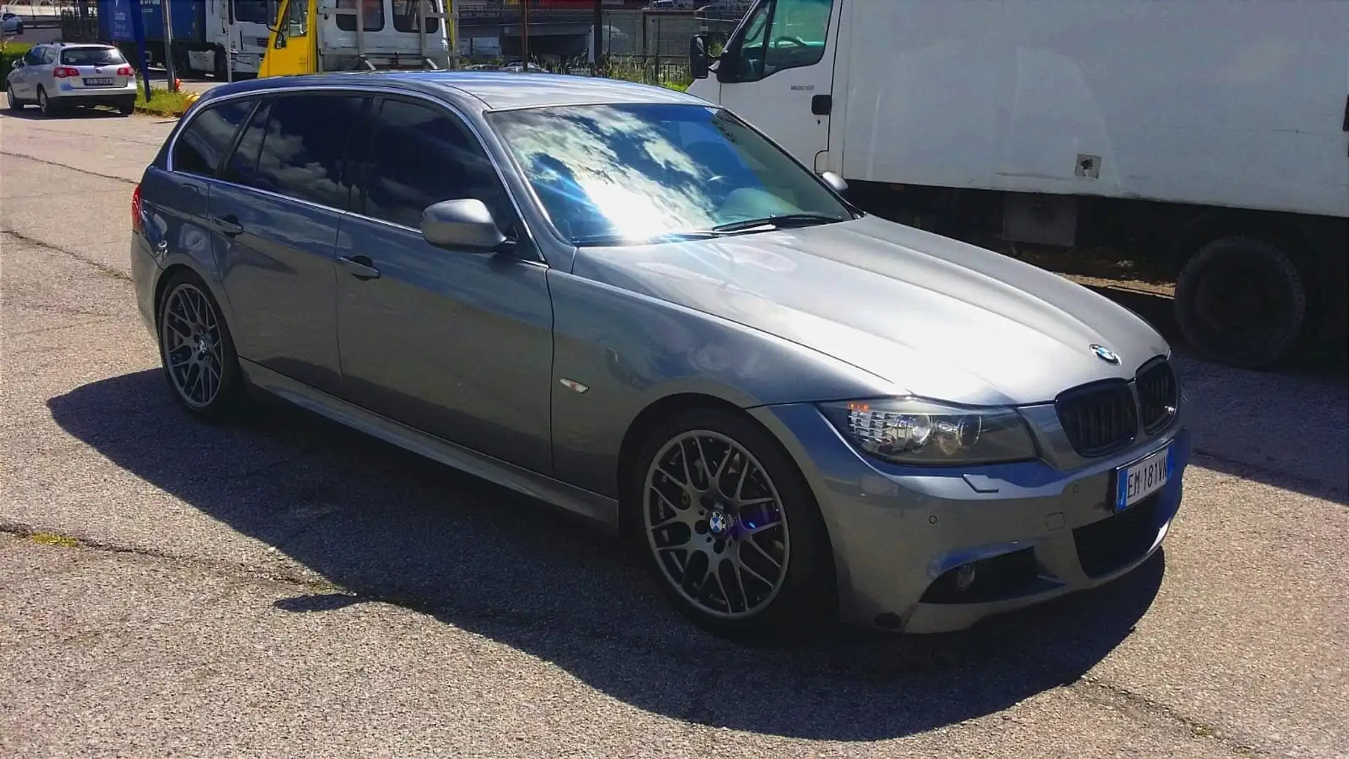 BMW 335 d Touring Msport auto Grigio - 2