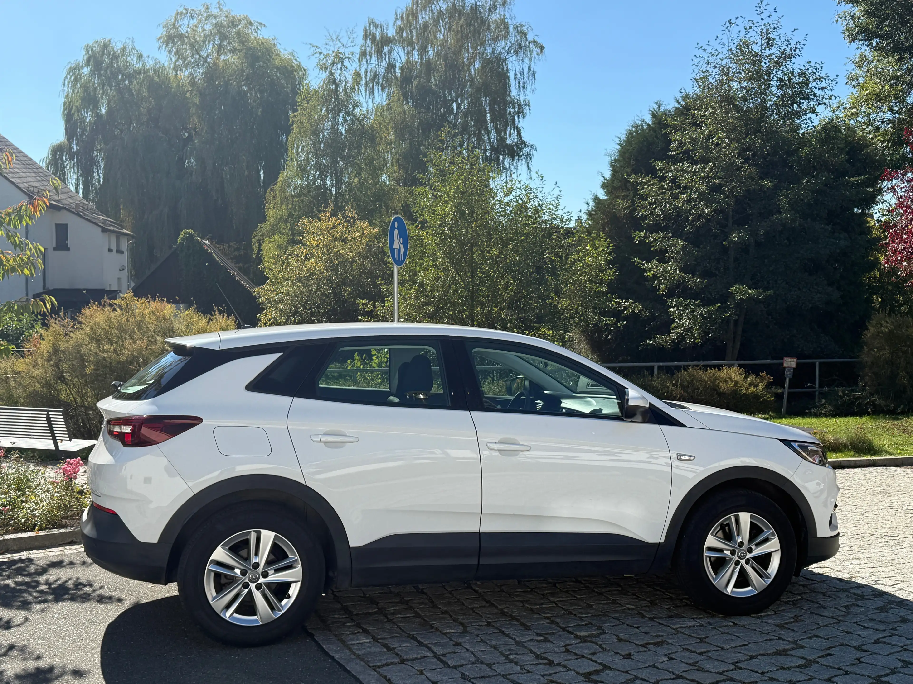 Opel Grandland X Automatik/Tempomat/LED — photo 5