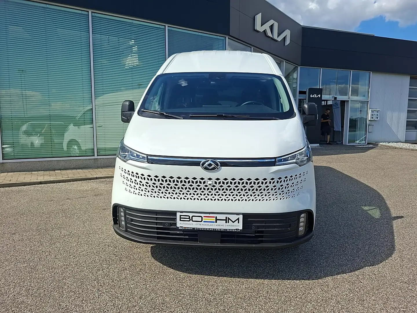 Maxus Deliver 7 Kasten 2.0 D L2H2 + P3 Weiß - 2