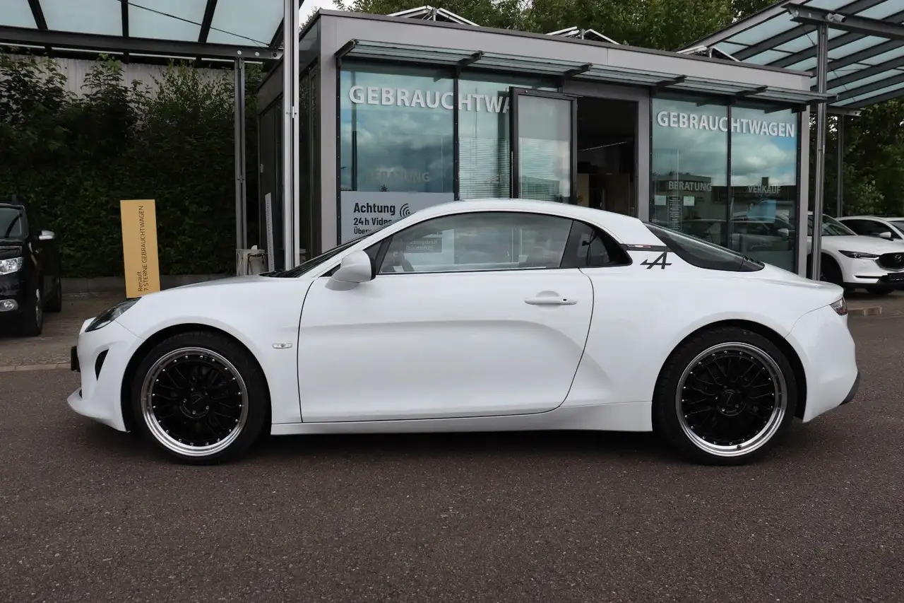 Alpine A110 2023
