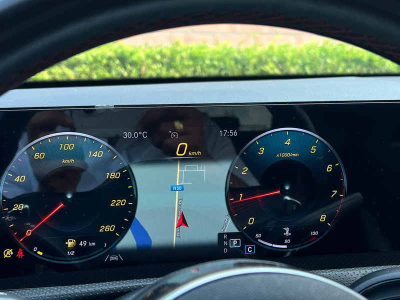 Mercedes-Benz A 180 PACK AMG - AUTOMATIQUE - PACK LUMIERE - CAMERA — photo 13