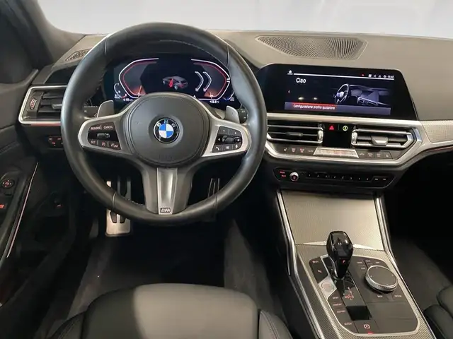 BMW 3 Series view 29