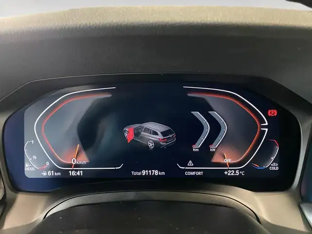 BMW 3 Series view 16