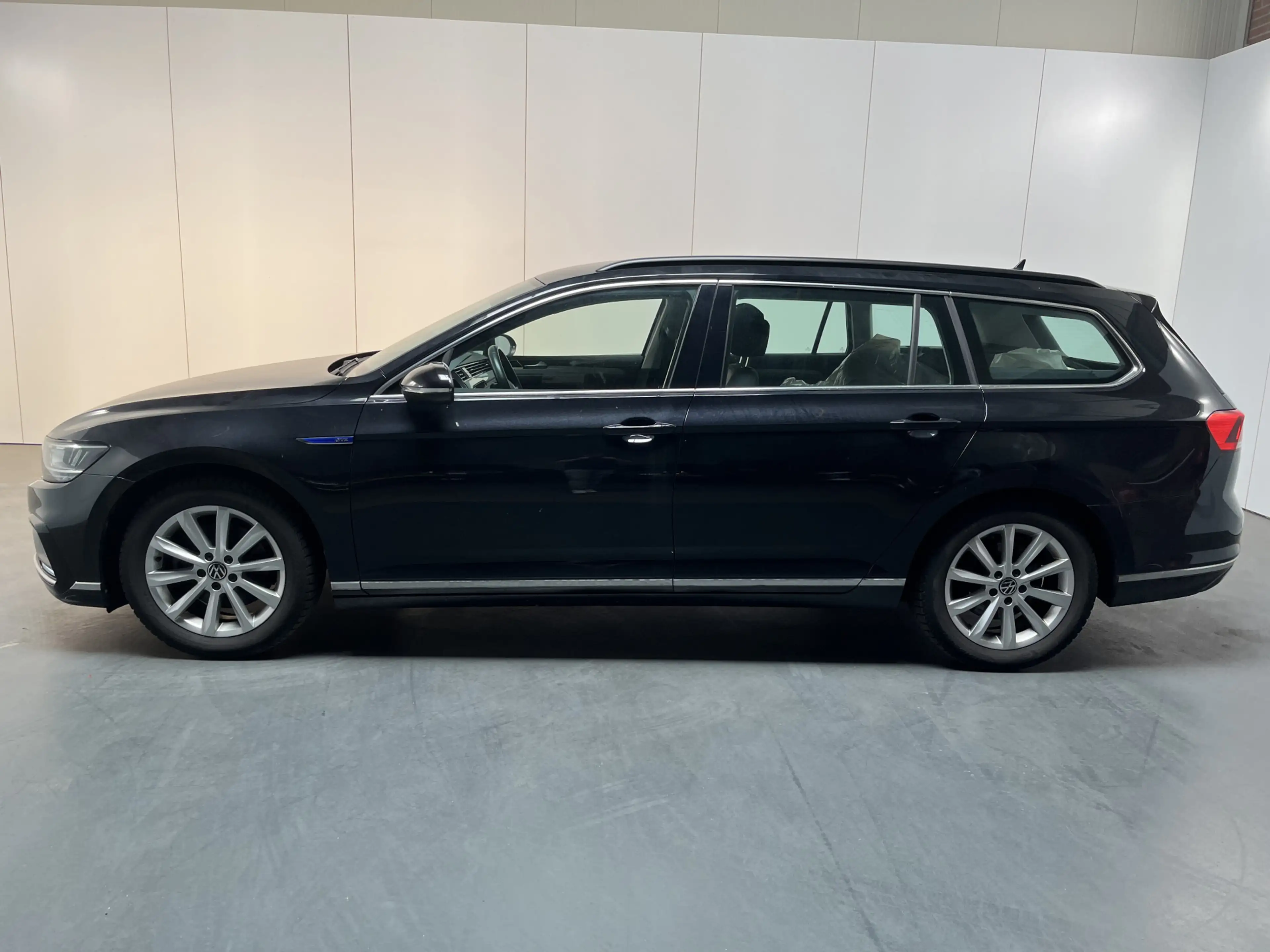 Volkswagen Passat Variant 1.4 TSI PHEV GTE Business / AUTOMAAT/ TREKHAAK/ LE — photo 2