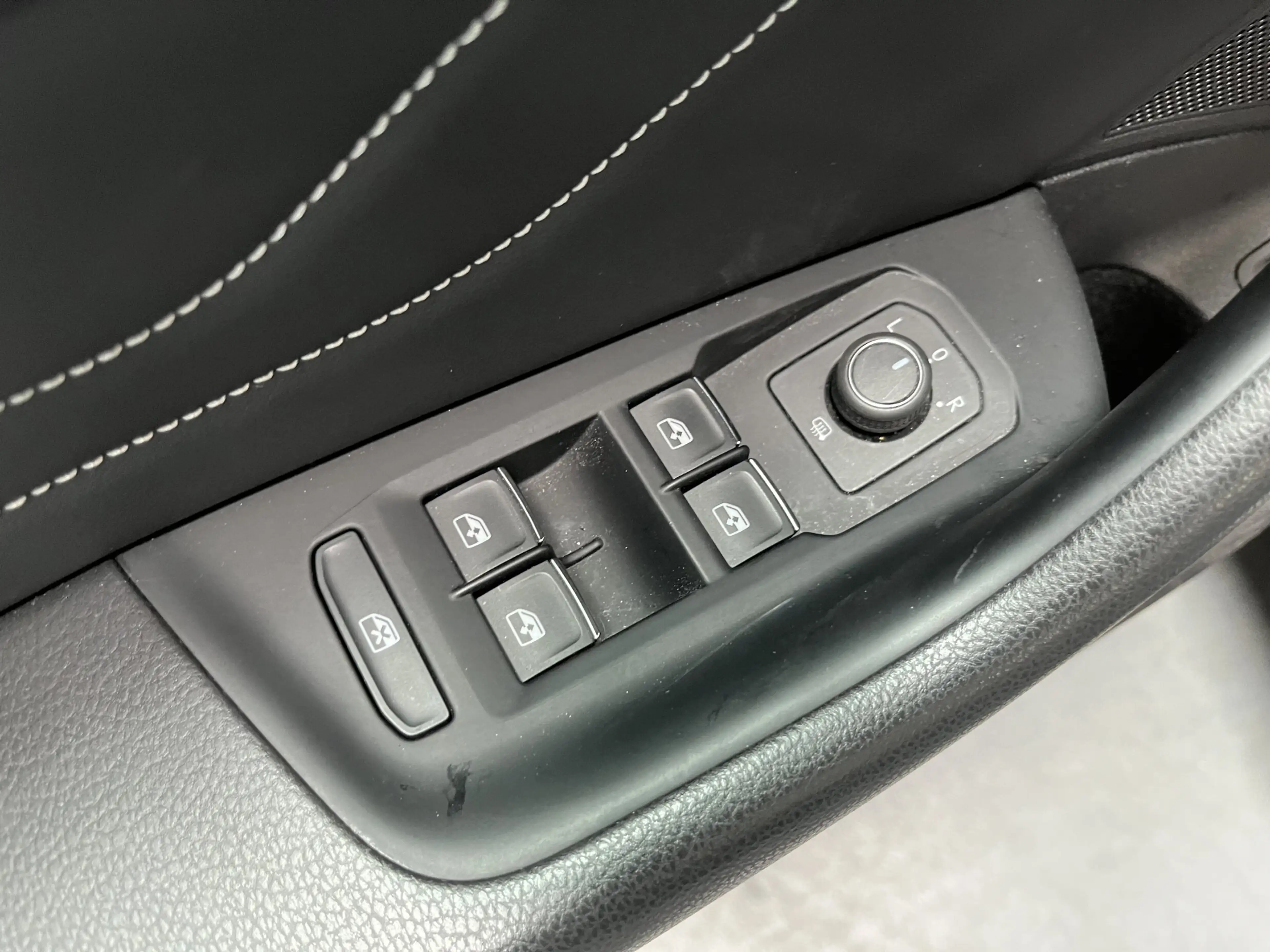 Volkswagen Passat Variant 1.4 TSI PHEV GTE Business / AUTOMAAT/ TREKHAAK/ LE — photo 8