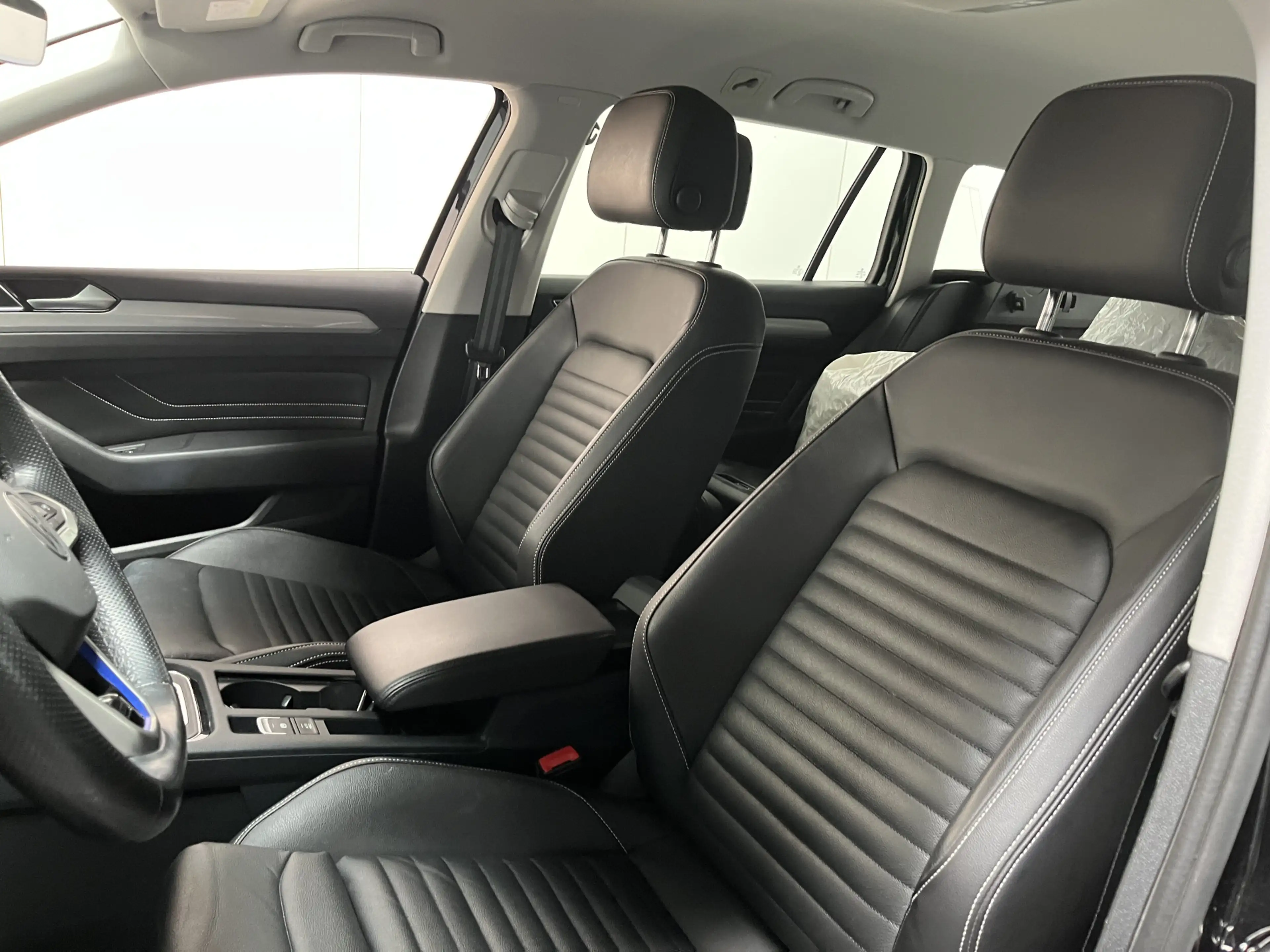 Volkswagen Passat Variant 1.4 TSI PHEV GTE Business / AUTOMAAT/ TREKHAAK/ LE — photo 6