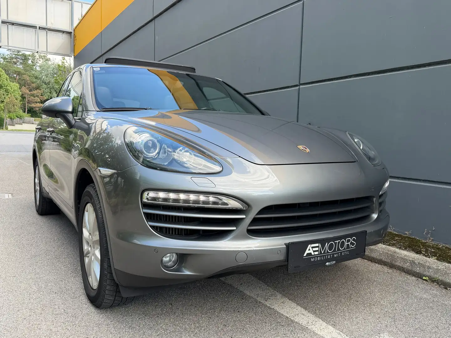 Porsche Cayenne //PANORAMA//KREDIT//NAVI// Grau - 1