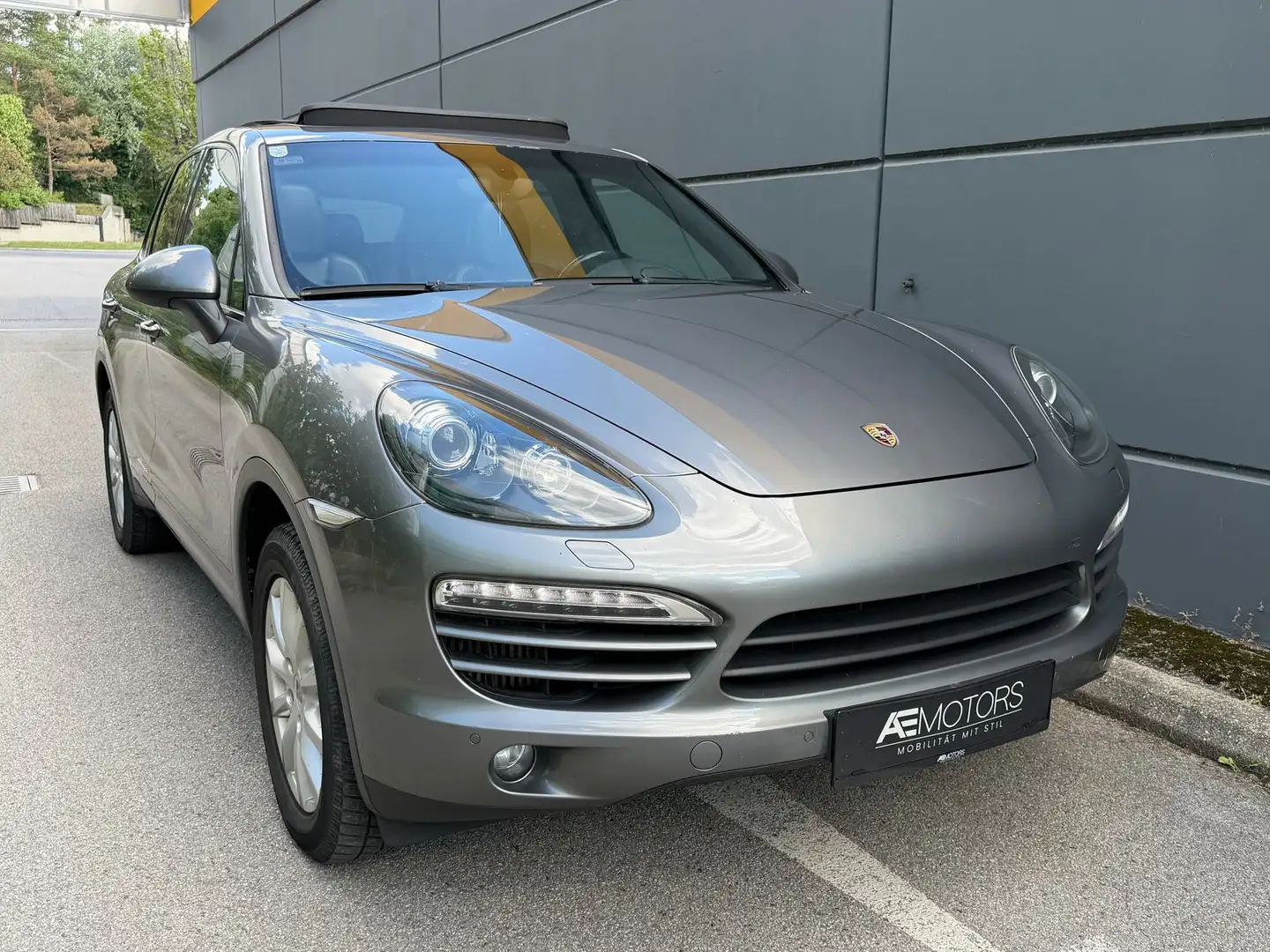 Porsche Cayenne //PANORAMA//KREDIT//NAVI// Grau - 2