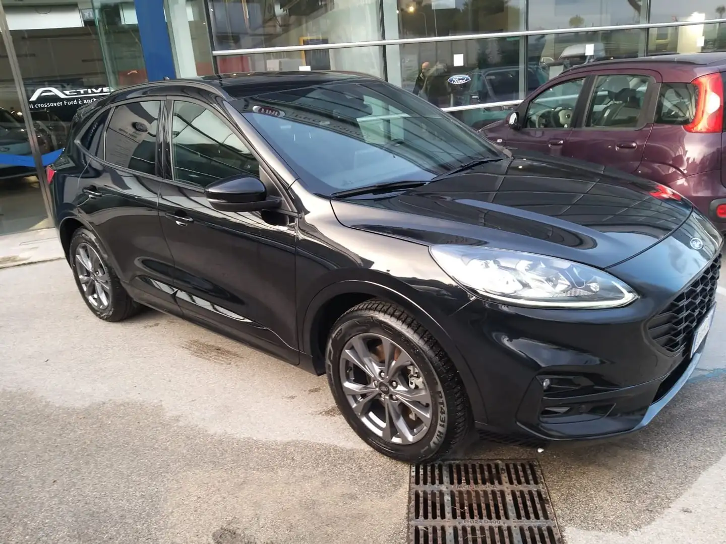 Ford Kuga Kuga 2.5 phev ST-Line X 2wd 225cv cvt Nero - 1