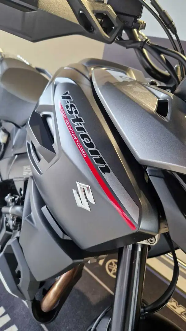 Suzuki V-Strom 1000 Gris - 2
