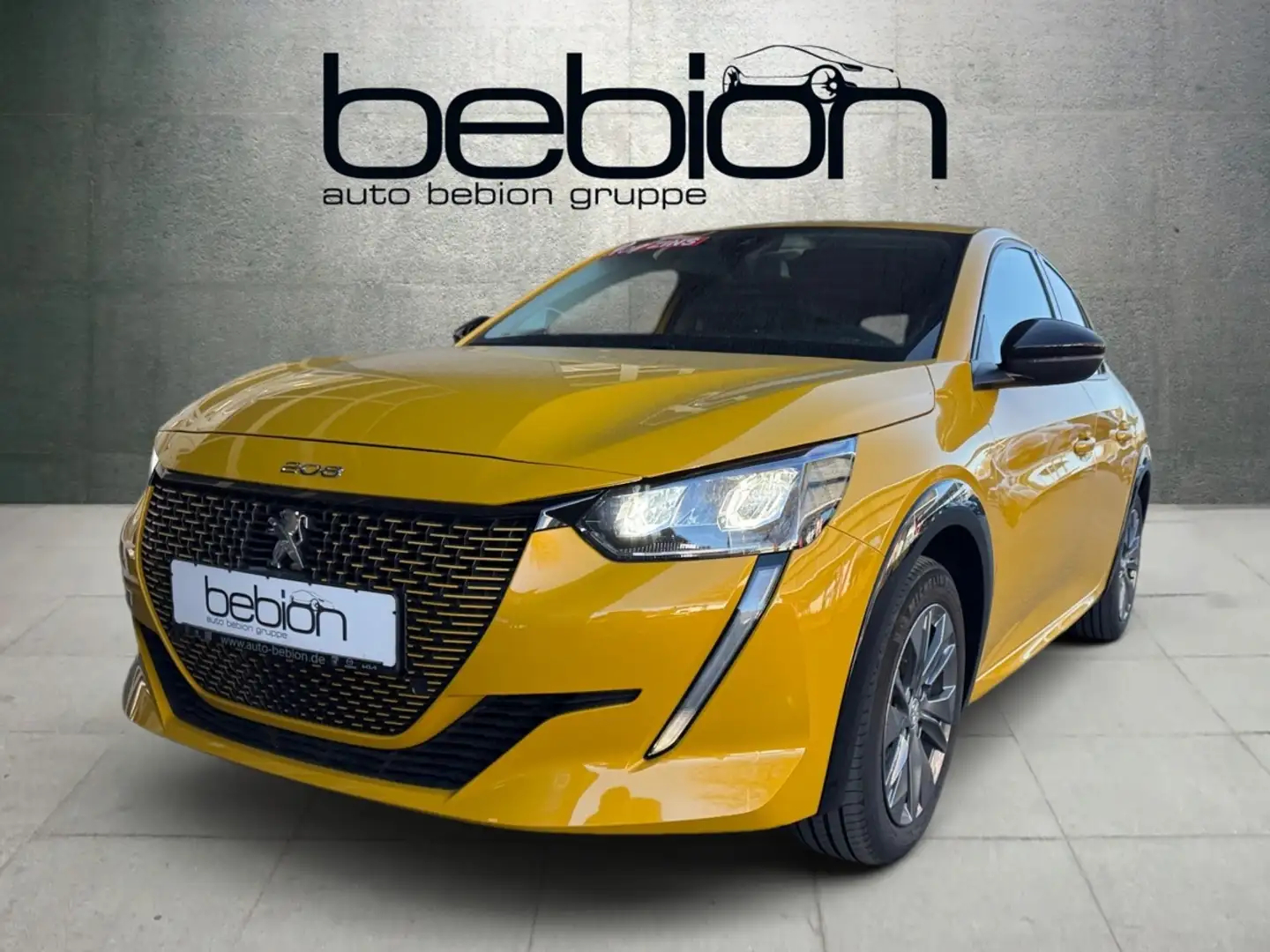 Peugeot 208 e- Elektromotor 136 (e-) e- Allure PDC LED Amarillo - 1