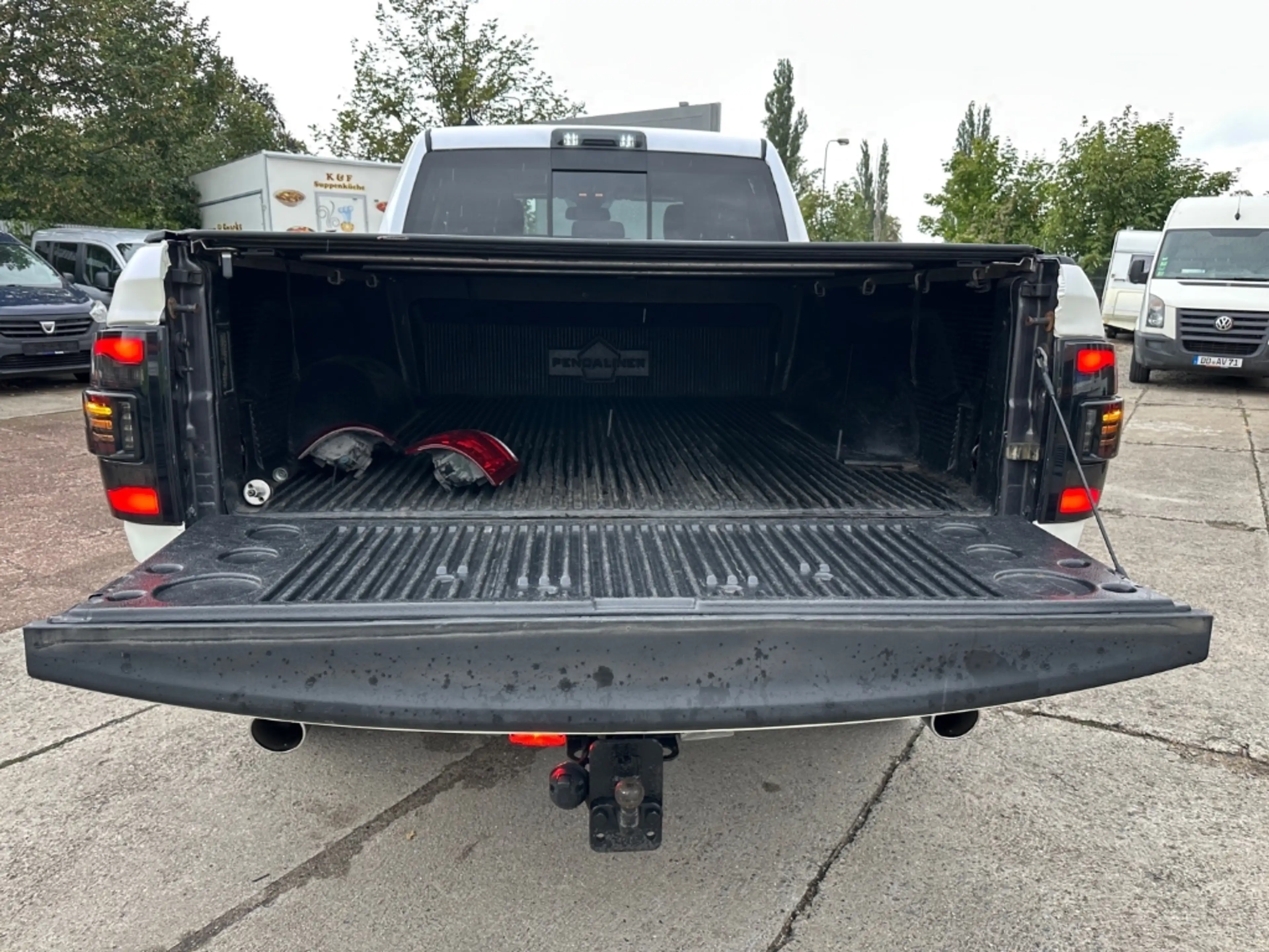Dodge RAM 1500 4x4 BIGHORN Edition — photo 12
