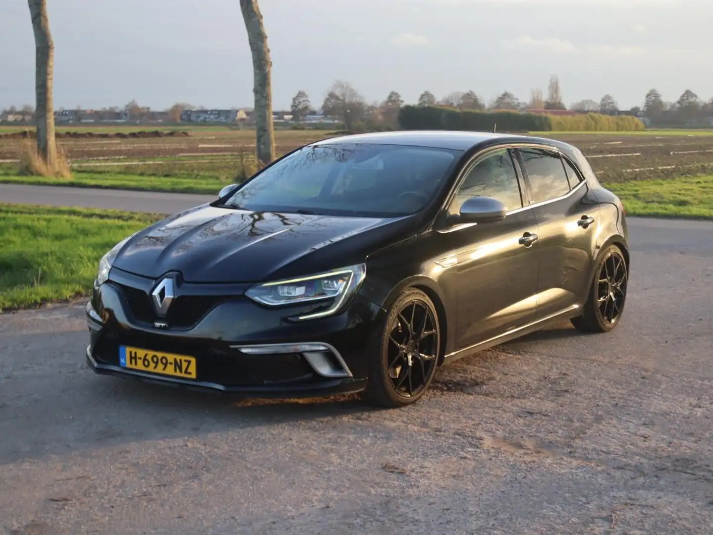 Renault Megane Megane GT 1.6 TCe 205 Zwart - 1