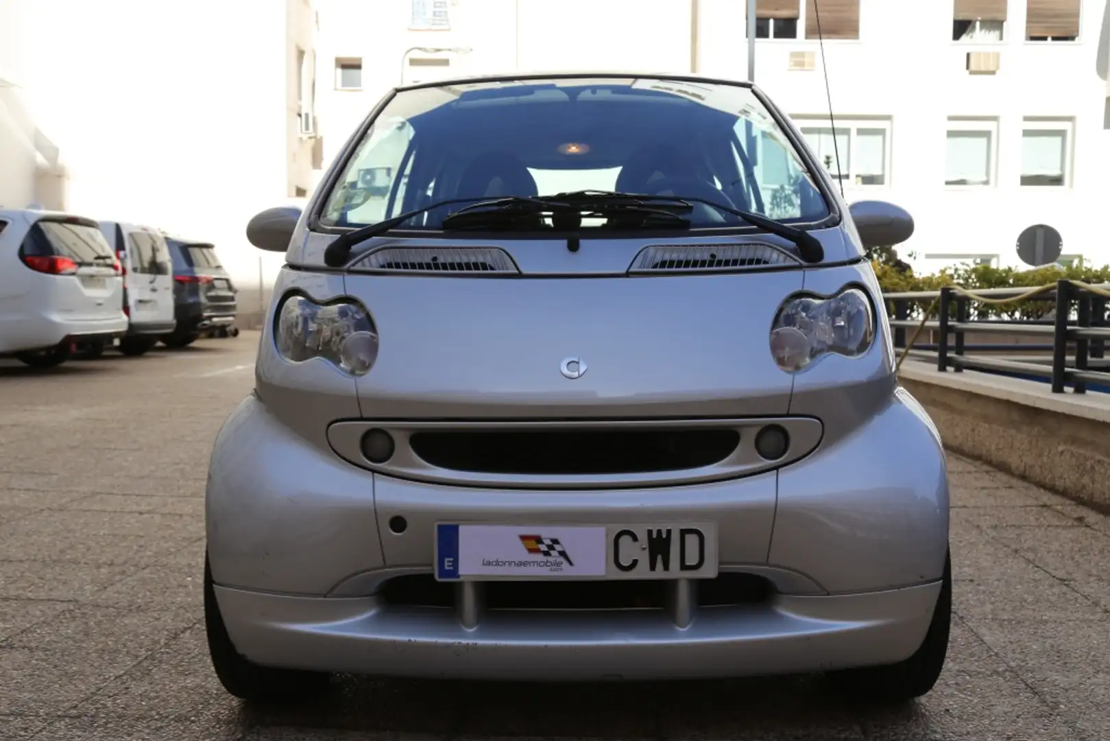 smart forTwo Coupé Brabus Aut. Grijs - 2