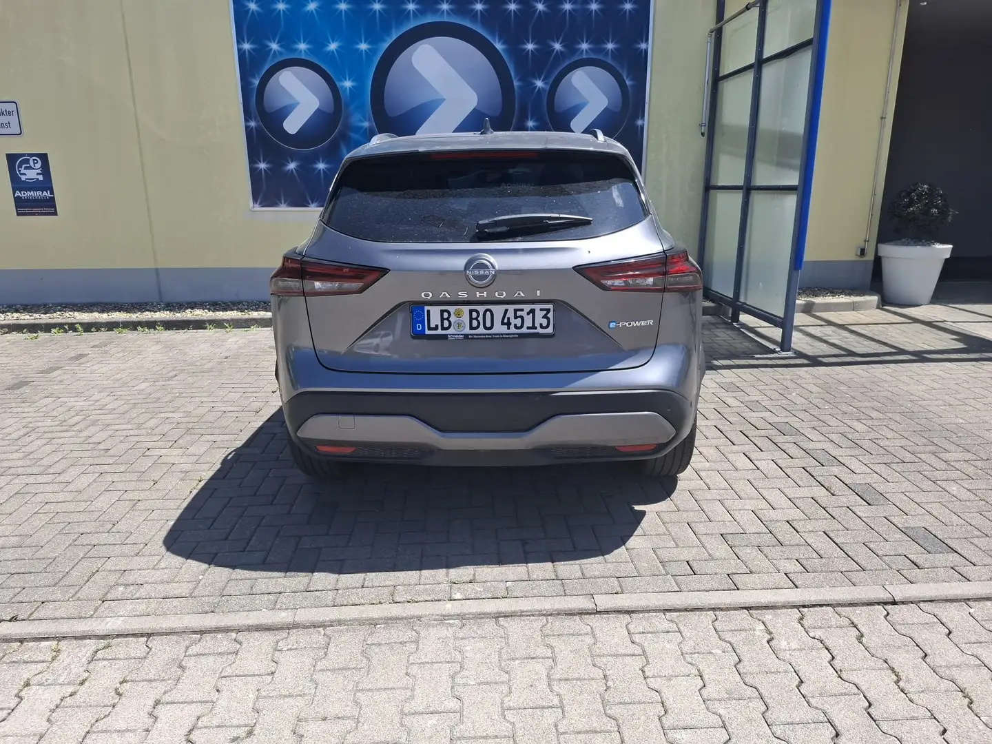 Nissan Qashqai 1.5 VC-T e-Power Black Edition Gris - 2
