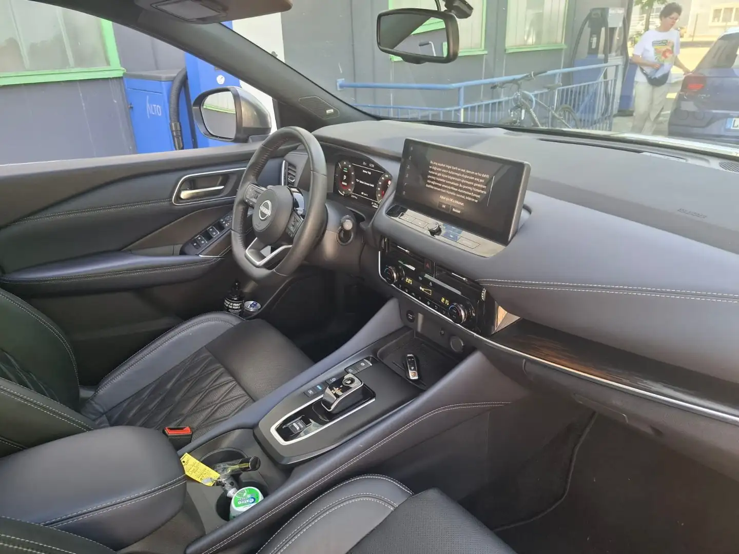 Nissan Qashqai 1.5 VC-T e-Power Black Edition Gris - 2