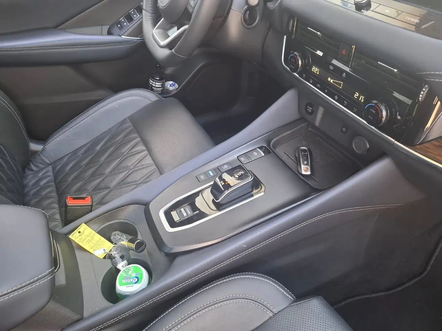 Nissan Qashqai 1.5 VC-T e-Power Black Edition Gris - 1