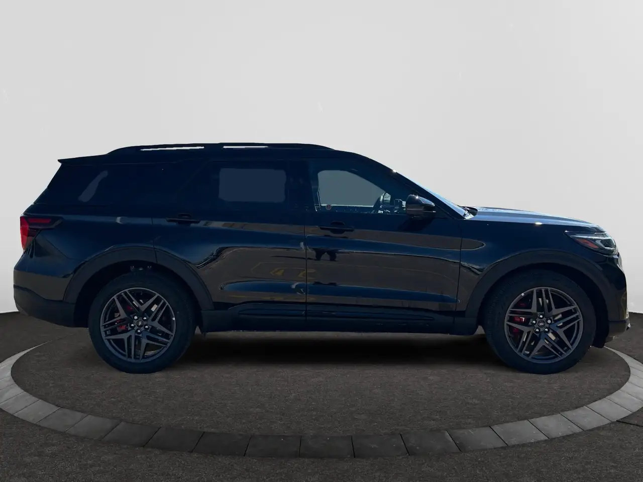 Ford Explorer снимка Ford Explorer