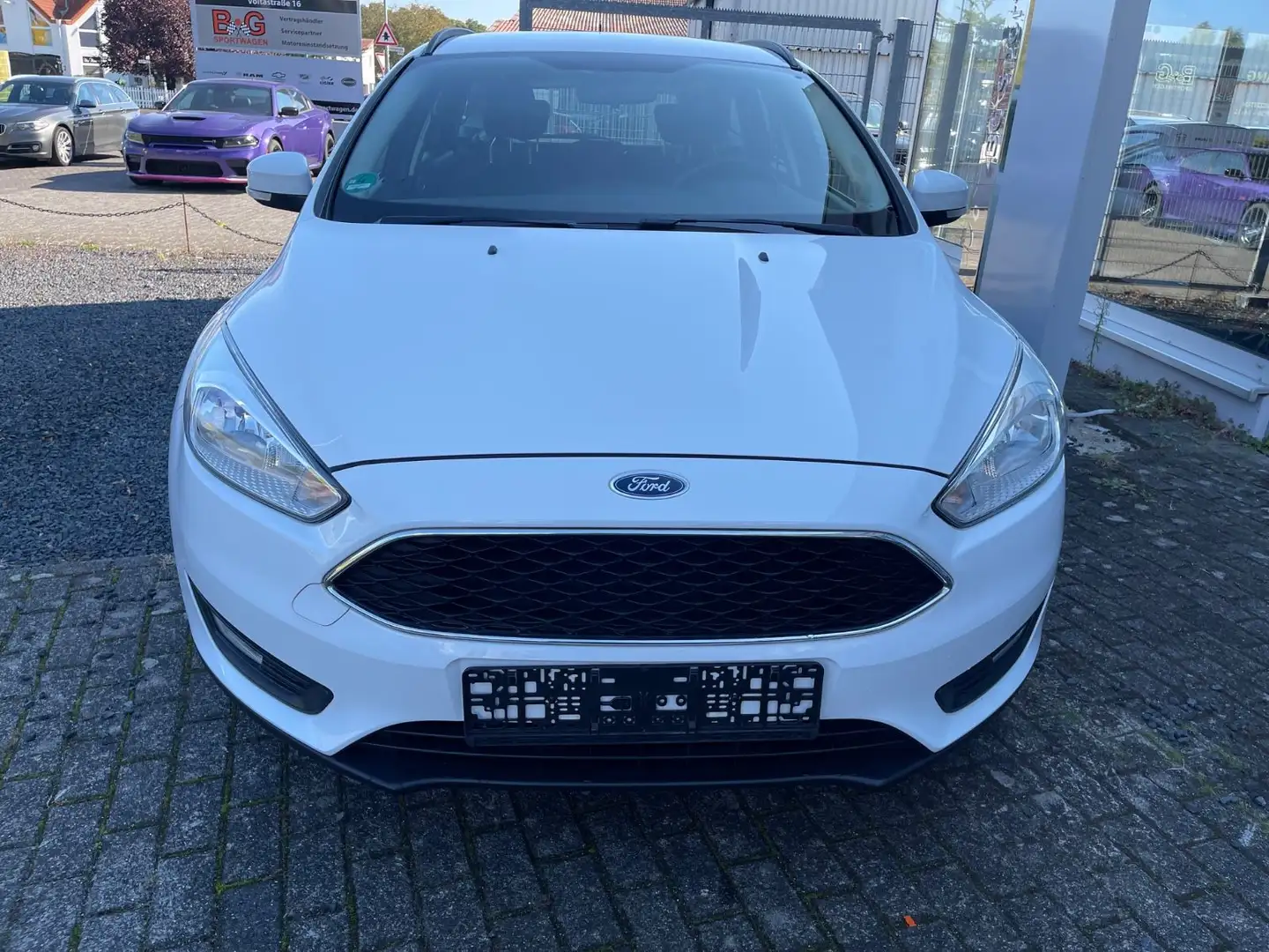 Ford Focus Turnier Trend Weiß - 1