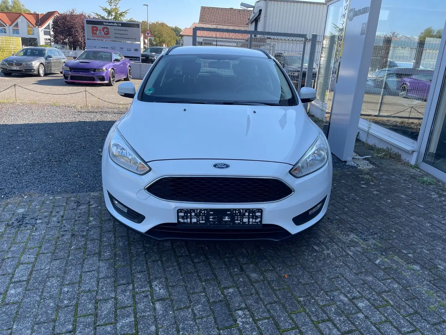 Ford Focus Turnier Trend Weiß - 2