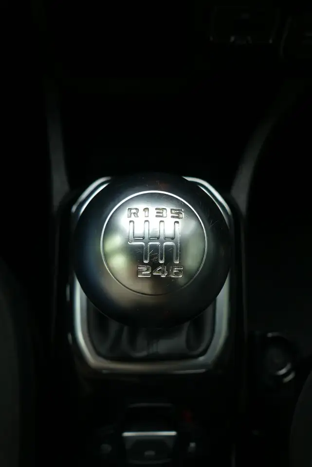 Jeep Renegade Longitude FWD*PDC*Tempomat*18Alu* 18