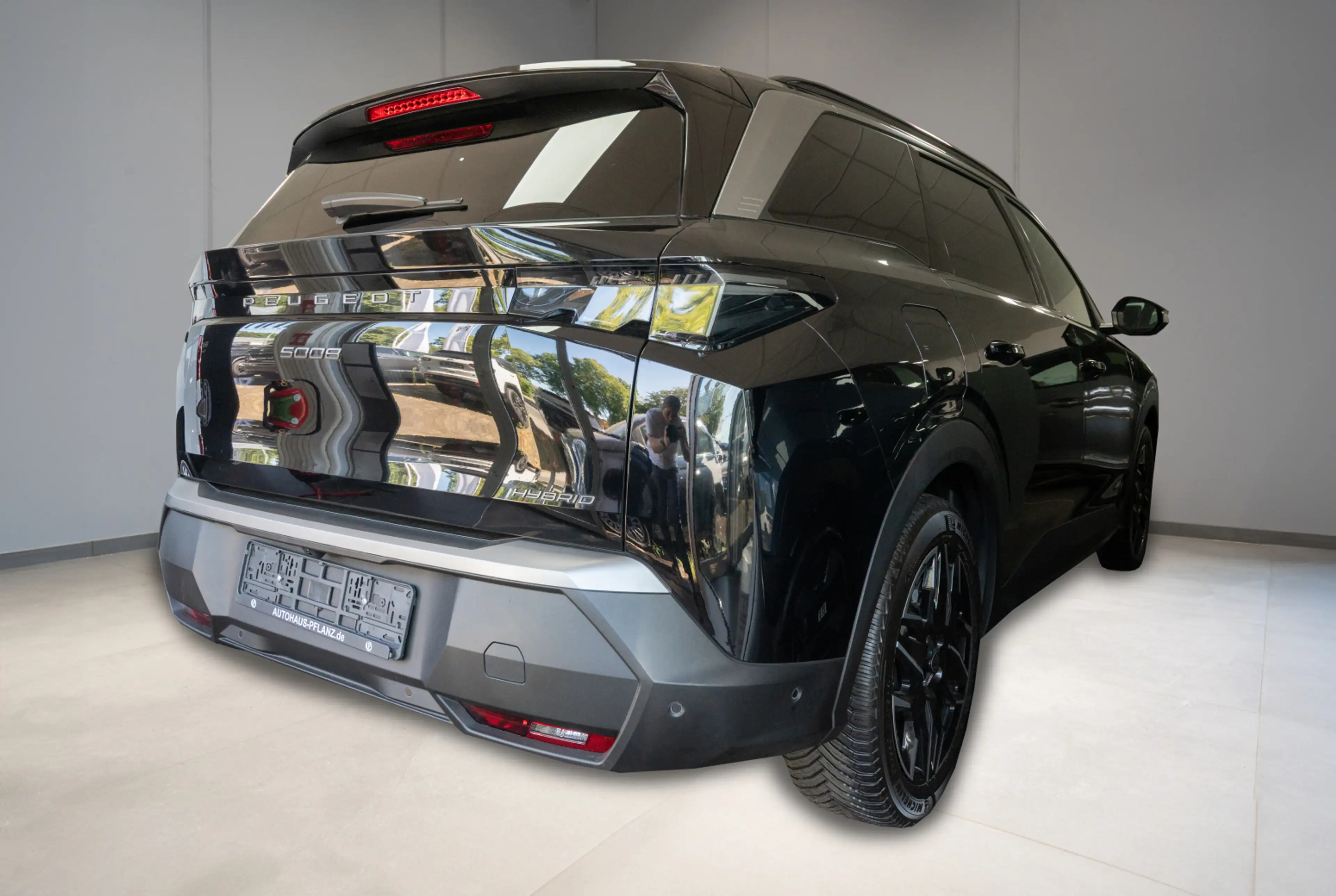 Peugeot 5008 GT HYBRID 145 e-DSC6 — photo 3