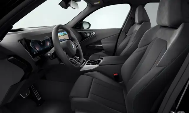 BMW X3 view 5