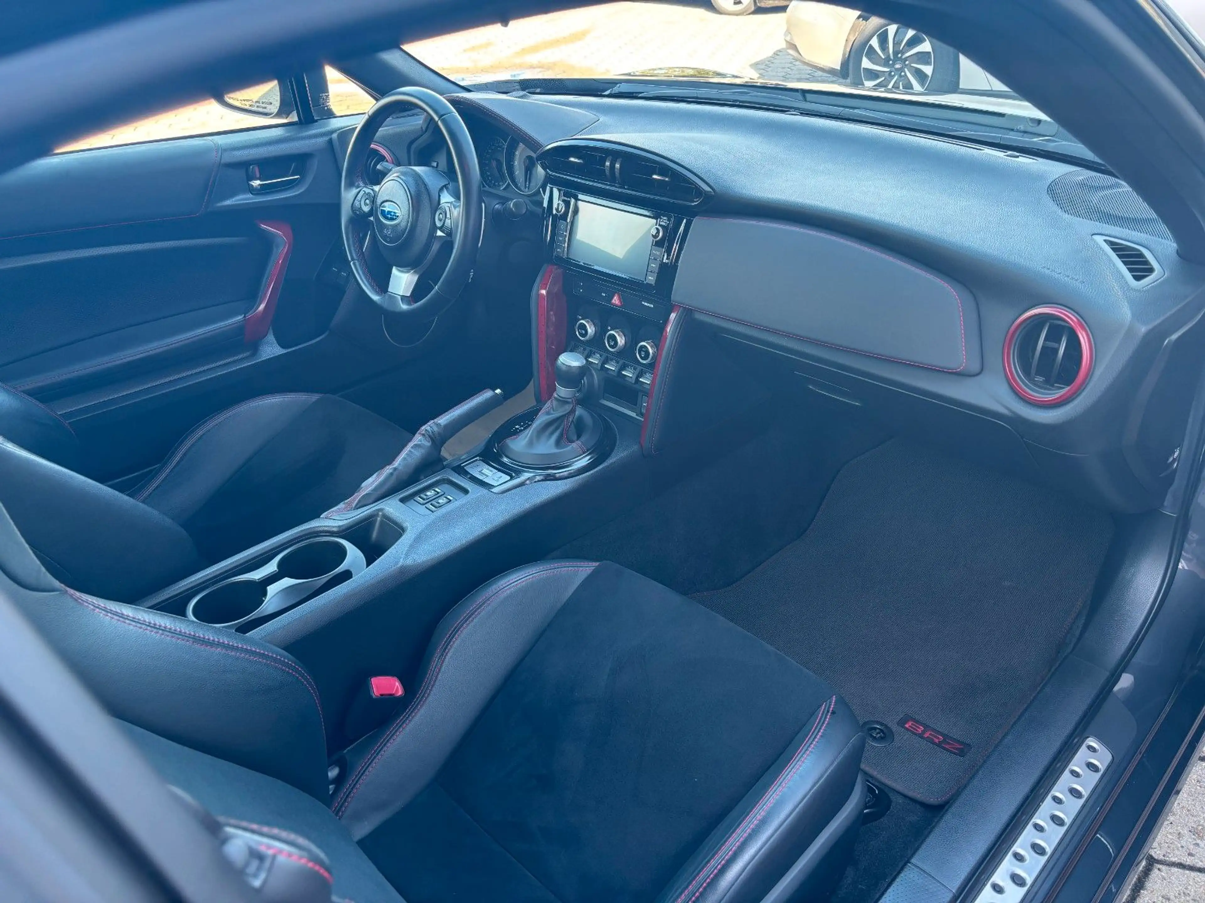 Subaru BRZ Sport+*2.HAND*AUTOMATIK*NAVI*KLIMA*ALCANTARA — photo 14