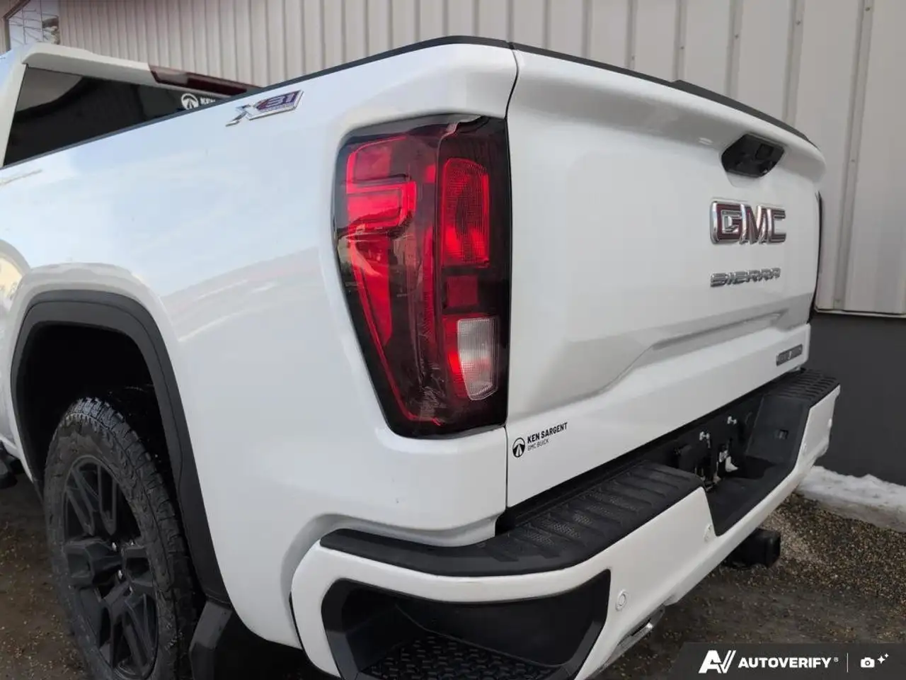 GMC Sierra 1500 снимка GMC Sierra 1500